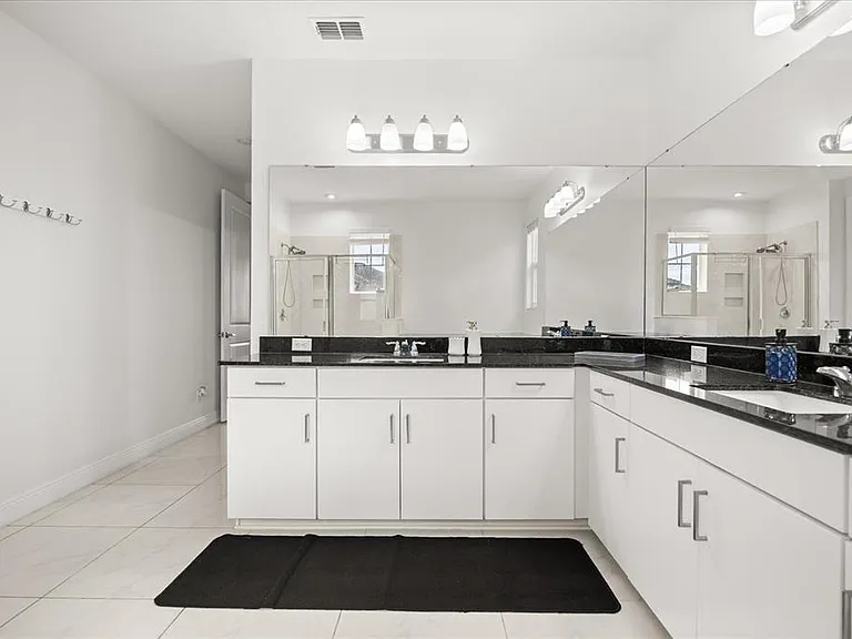 8109 Ludington Cir — Photo 32