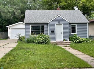 1318 11th St N, Fargo, ND 58102