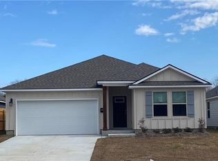 405 Holmes Blvd, Terrytown, LA 70056
