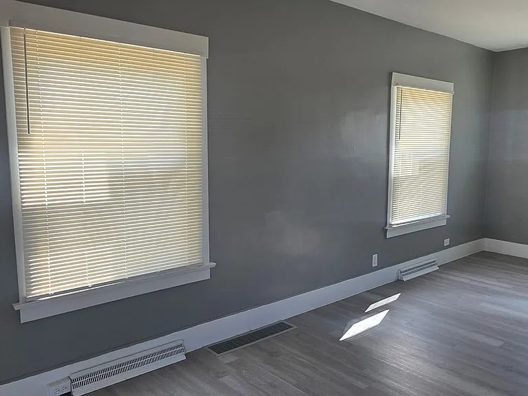 43 E Auburndale Ave — Photo 10