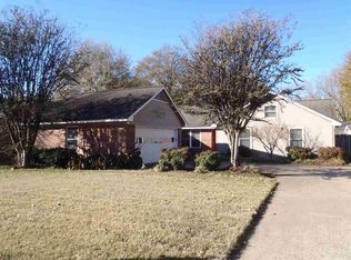 1125 Cherokee Dr, Newport, AR 72112