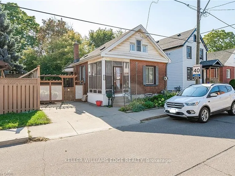 252 Beechwood Ave — Photo 1