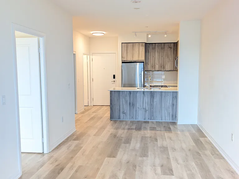 15 Watergarden Dr N #217 — Photo 6