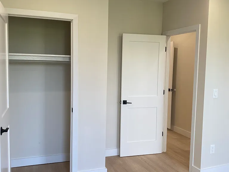 76 4th Ave #2 — Photo 12