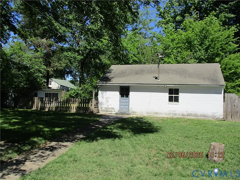 403 Maple St — Photo 13