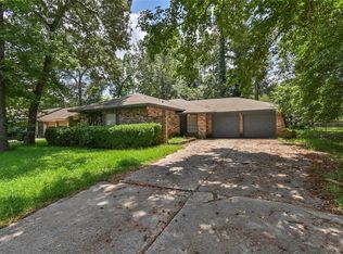 3427 Dovie Dr, The Woodlands, TX 77380