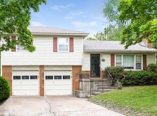 1202 Baltimore St, Pleasant Hill, MO 64080