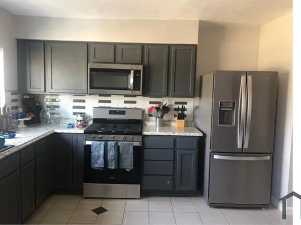 313 Hillcrest St, Mansfield, TX 76063