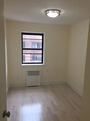 Rented by Newcastle Realty Services | media 16