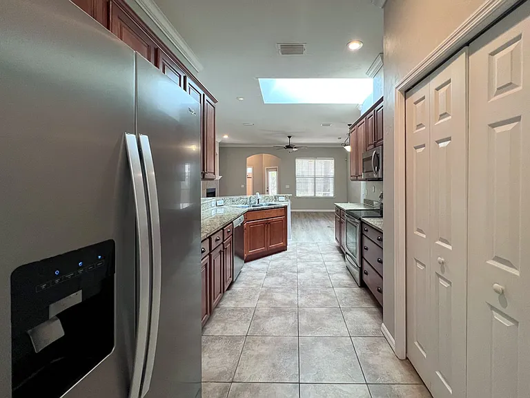 7509 SW 86th Way — Photo 5