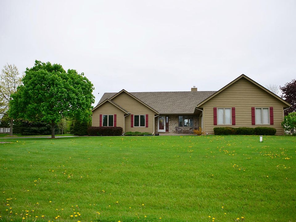 1st image of 1535 N Riverline Dr