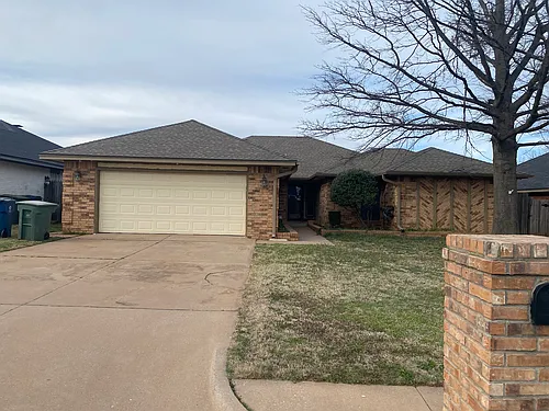 1701 Whispering Creek Ct Photo 1
