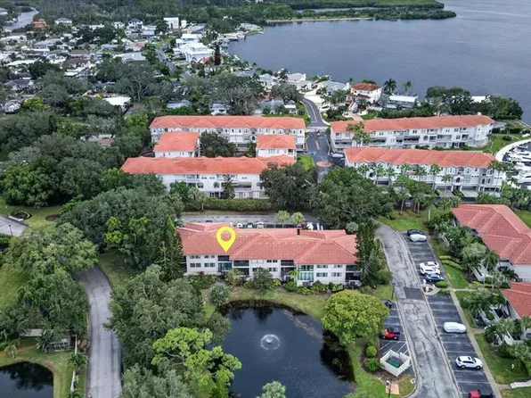 1800 MARINER DRIVE #4, TARPON SPRINGS, FL 34689