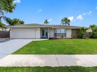 9109 134th Way, Seminole, FL 33776