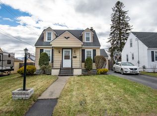 1213 Trinity Ave, Schenectady, NY 12306