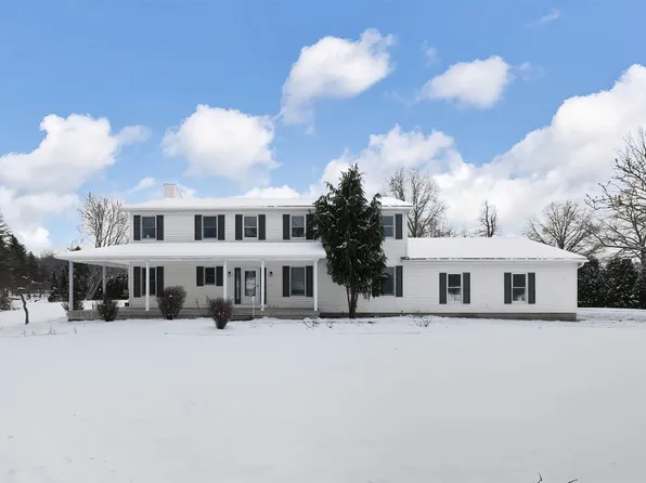 6699 Old Ridge Rd, Fairview, PA 16415