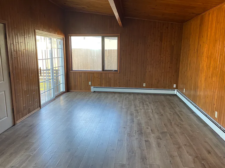 1510 1/2 E St #1510 — Photo 13