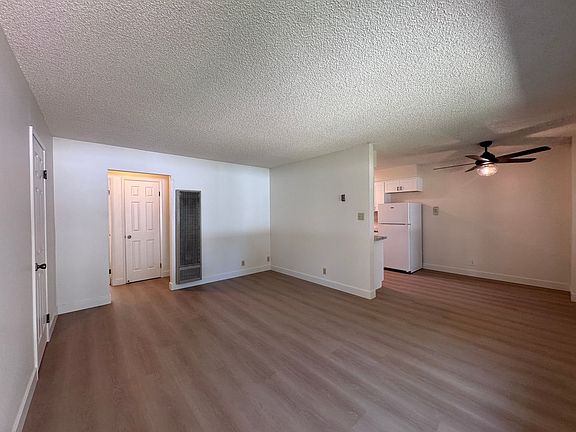 4th image of 3811 H St APT 6