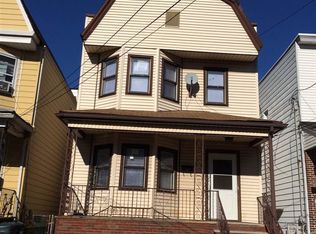 91 W 11th St, Bayonne, NJ 07002