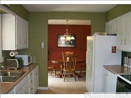 4th image of 2400 Marquette Dr