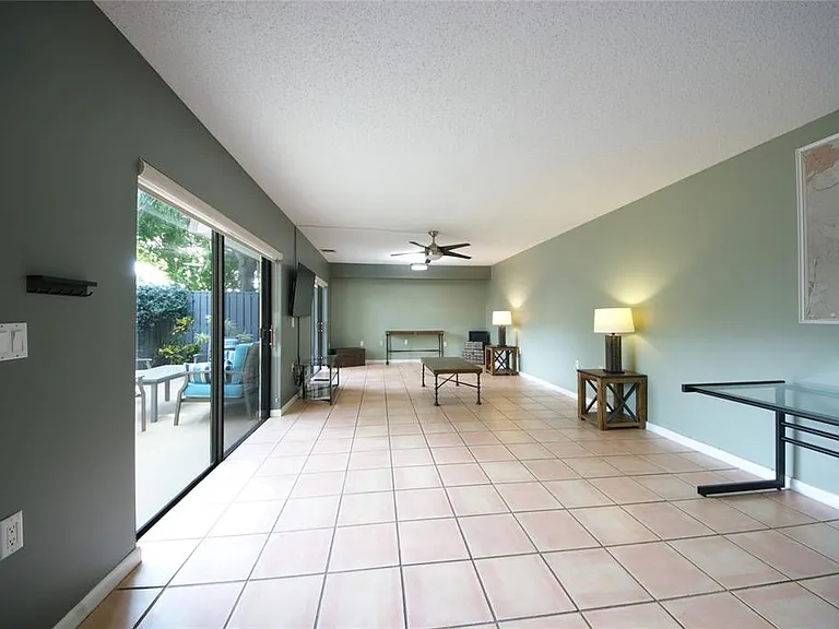 1700 Embassy Dr #504 — Photo 26