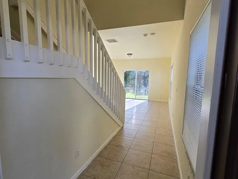 4701 Cohune Palm Ct — Photo 4