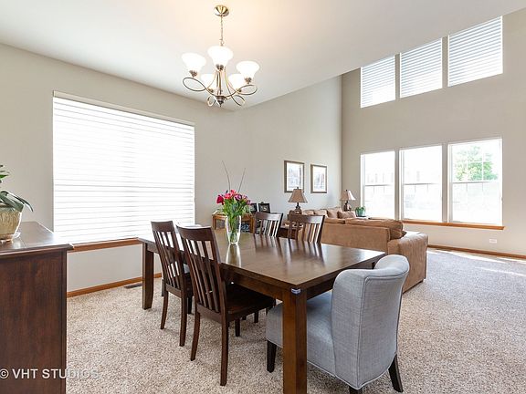 Plenty of room to spread out if it's your turn to host the Holidays!