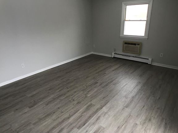 4th image of 146 State Route 104 APT 1D