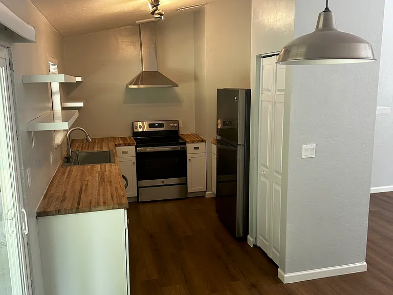 3124 NW 75th Way — Photo 5