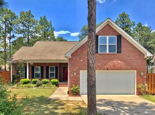 9 White Ct, Pinehurst, NC 28374