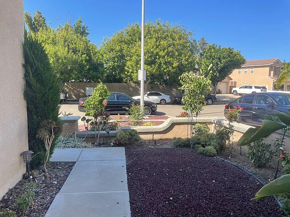 3rd image of 7073 Sale Ave