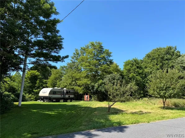 15933 Irwin Rd, Sterling, NY 13156