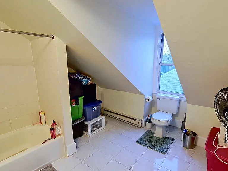 216 Freeman St #2A — Photo 8