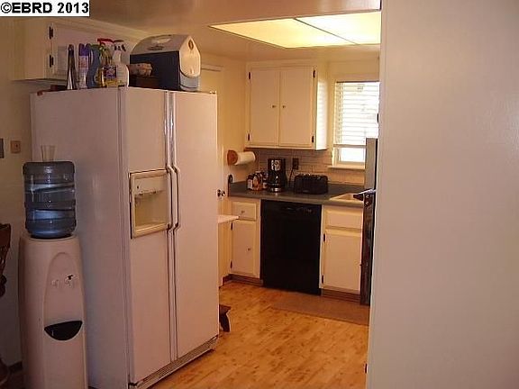 4th image of 1009 Monterey Dr