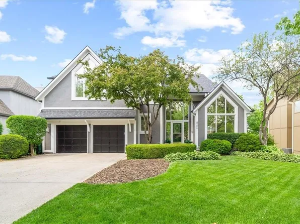 8906 W 149th St, Overland Park, KS 66221