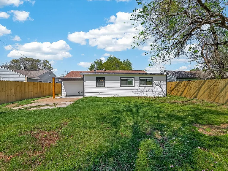 3209 McCrarey Dr — Photo 38