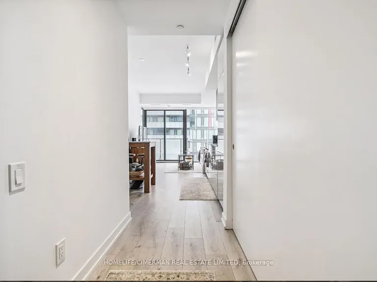 161 Roehampton Ave #3608 — Photo 6