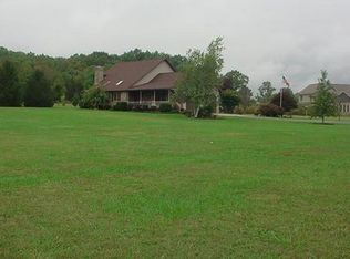 39 Lois Rd, Peebles, OH 45660