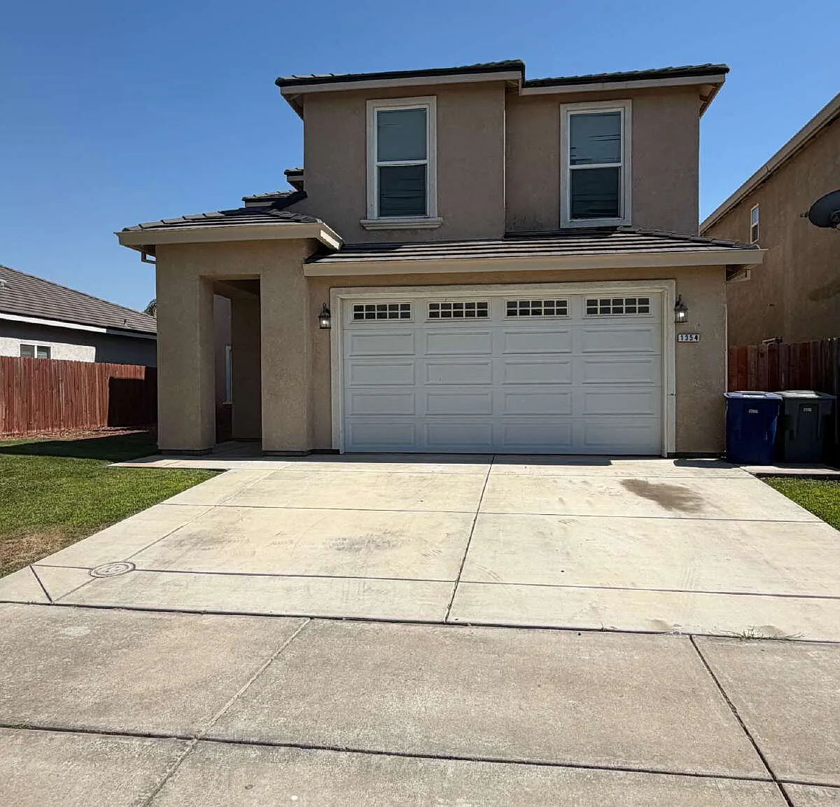 4 bed, 3.0 bath, 2139 sqft, $2,250 — Photo 1