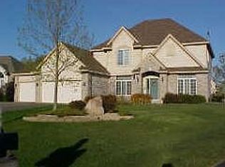 8059 Boulder Ridge Rd, Woodbury, MN 55125