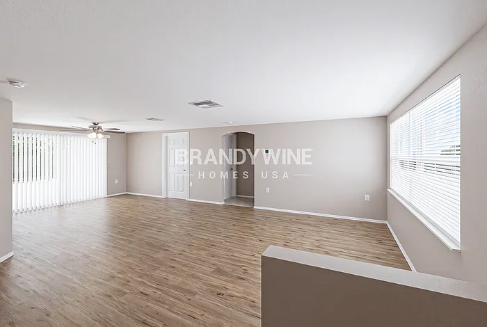 3 bed, 2.0 bath, 1682 sqft, $1,895 — Photo 4