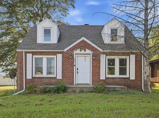 637 N 4th St, Murray, KY 42071