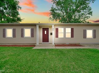 203 Troxel Ave, Romeoville, IL 60446