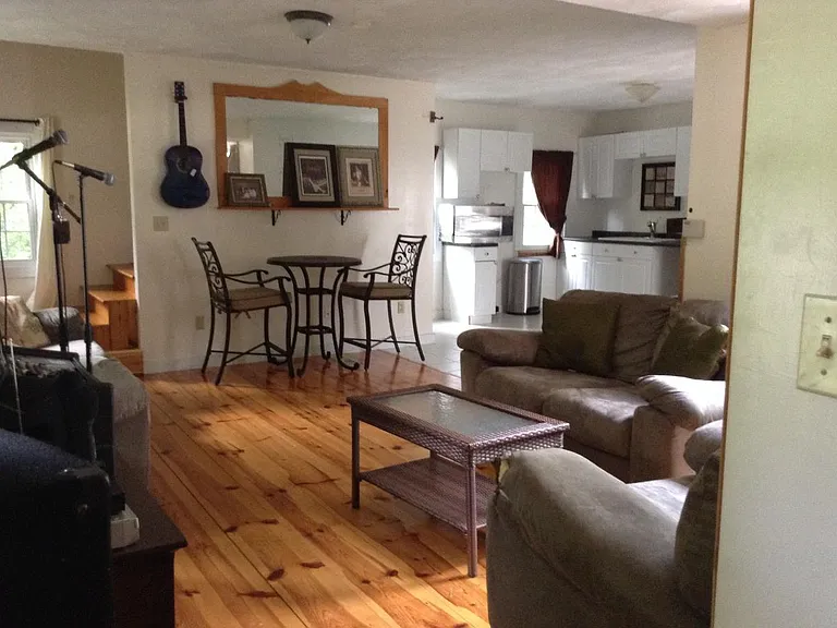 120 Cherry Valley Rd — Photo 4