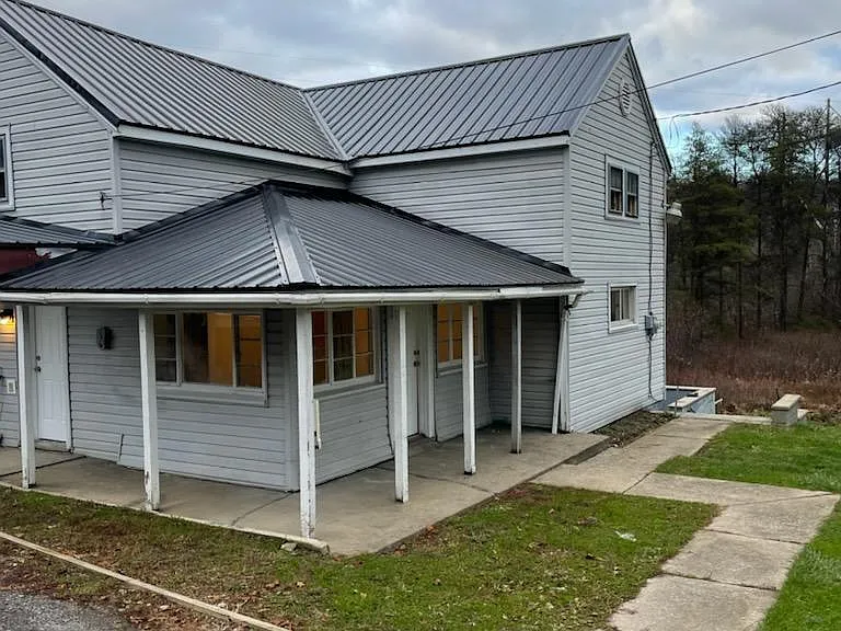 126 Dutchtown Rd — Photo 1