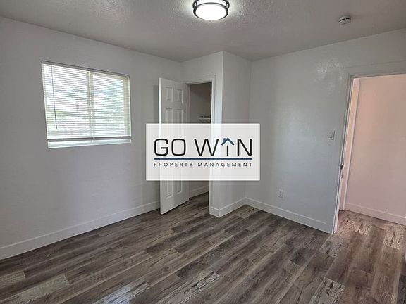 4th image of 2146 E Taylor St #11