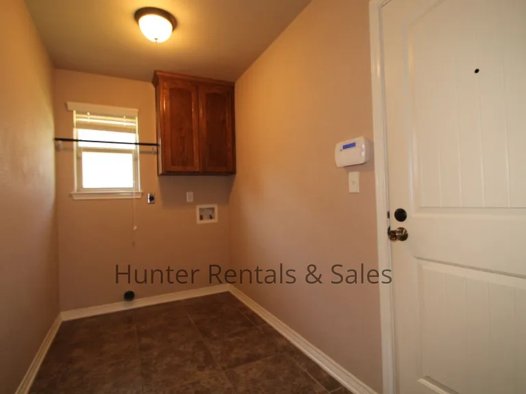 2522 Boxwood Dr — Photo 32