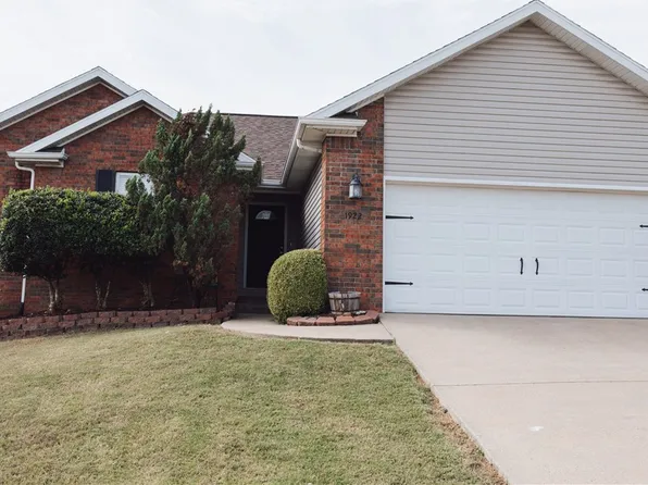 1922 Bradford St, Harrison, AR 72601