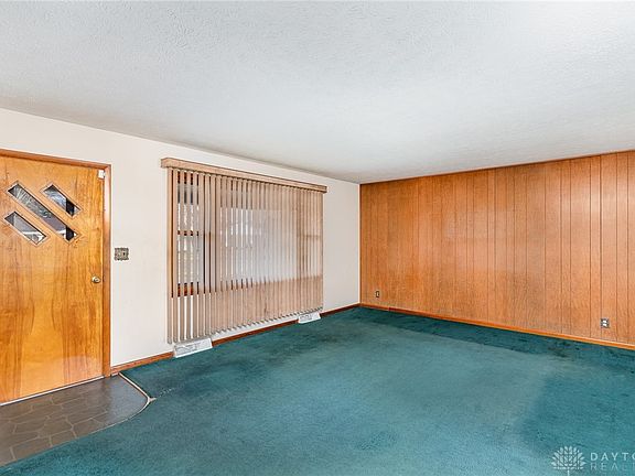 5th image of 404 Beechwood Dr