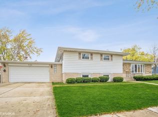 380 W Millers Rd, Des Plaines, IL 60016